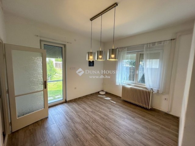 Eladó családi ház, Dömsödön 67.5 M Ft, 4 szobás