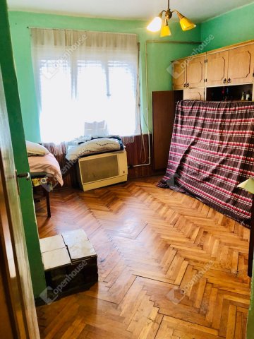 Eladó családi ház, Pákán 8.5 M Ft, 2 szobás