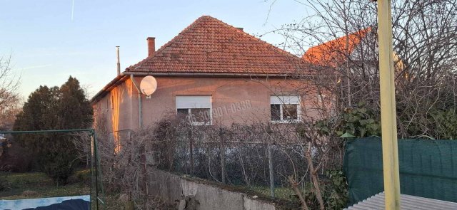 Eladó családi ház, Lőrinciben 38.2 M Ft, 3 szobás