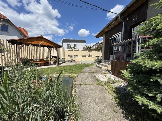 Eladó családi ház, Budapesten, XXI. kerületben 85.9 M Ft