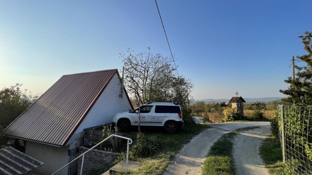 Eladó családi ház, Bajon 22 M Ft, 2 szobás