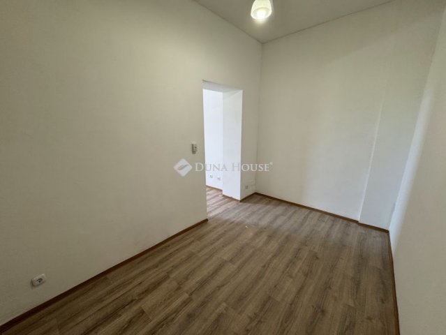 Eladó téglalakás, Budapesten, XX. kerületben 89.99 M Ft