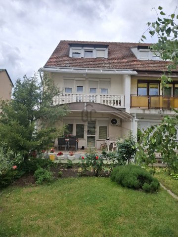 Eladó sorház, Nyíregyházán 110 M Ft, 5 szobás