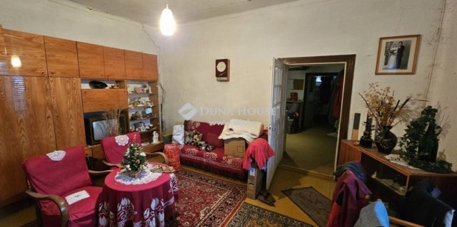 Eladó családi ház, Geresdlakon 9.99 M Ft, 4 szobás