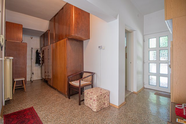Eladó családi ház, Nagykovácsiban, Kolozsvár utcában 114 M Ft