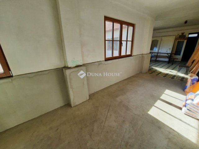 Eladó családi ház, Kiskunfélegyházán 45 M Ft, 5 szobás