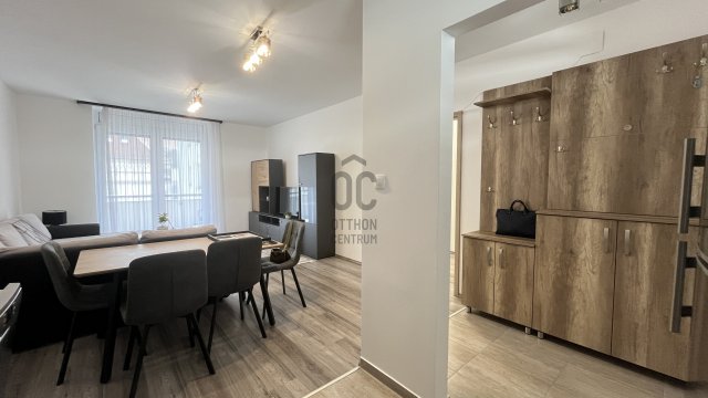 Kiadó téglalakás, albérlet, Debrecenben 390 E Ft / hó, 3 szobás