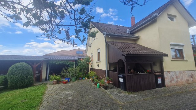 Eladó családi ház, Zalaegerszegen 110 M Ft, 6 szobás