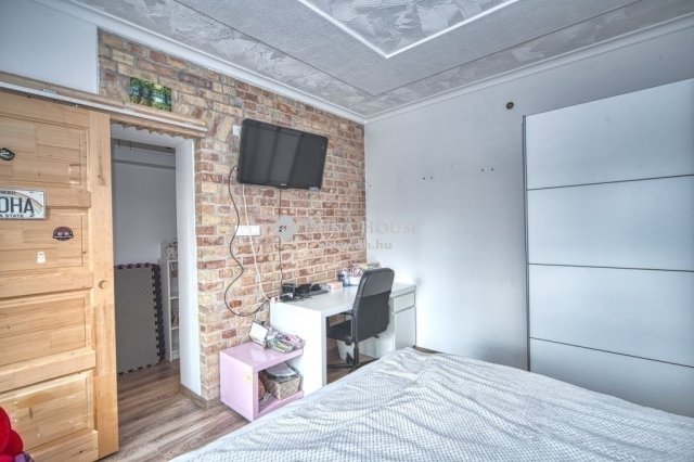 Eladó családi ház, Budapesten, XVIII. kerületben 82.9 M Ft