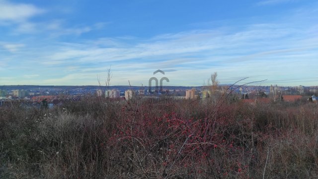 Eladó telek, Egerben 15 M Ft / költözzbe.hu