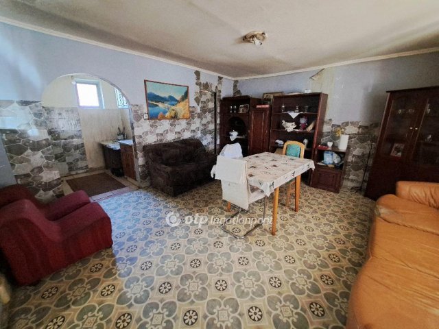 Eladó családi ház, Püspökladányban 12.5 M Ft, 2+1 szobás