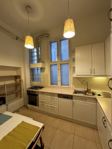 Kiadó téglalakás, albérlet, Budapesten, VII. kerületben