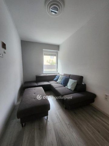Eladó téglalakás, Budapesten, XX. kerületben 69.89 M Ft