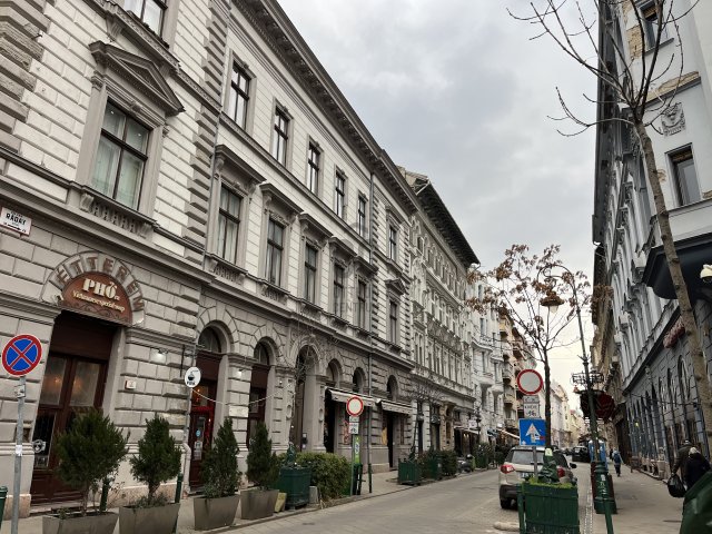 Eladó téglalakás, Budapesten, IX. kerületben 165 M Ft, 3 szobás