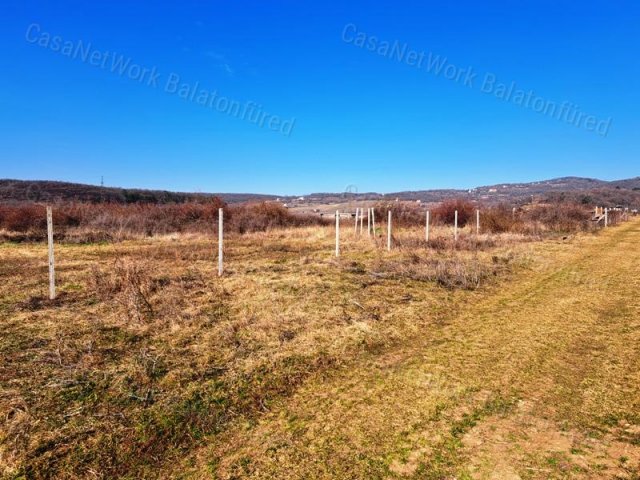 Eladó mezogazdasagi ingatlan, Balatonszőlősön 5.3 M Ft