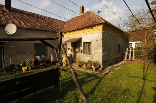Eladó családi ház, Ágfalván 62 M Ft, 2+1 szobás