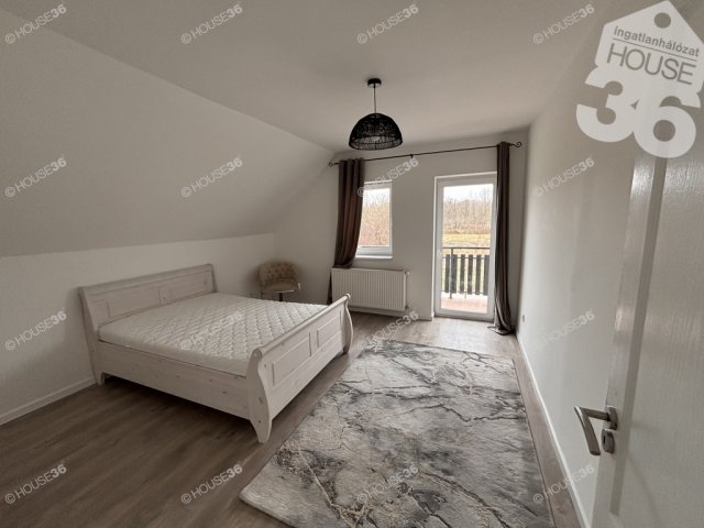 Eladó téglalakás, Nagykőrösön 37.99 M Ft, 3 szobás