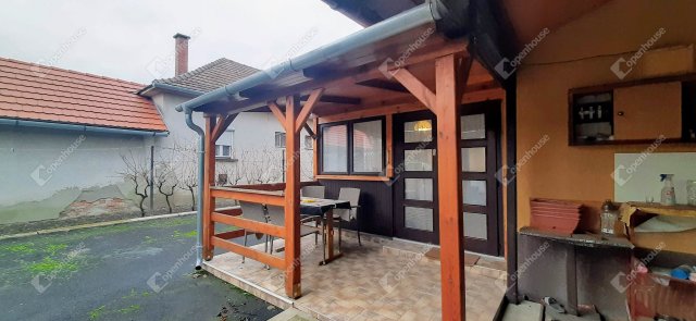 Eladó családi ház, Lentiben 41.99 M Ft, 3 szobás