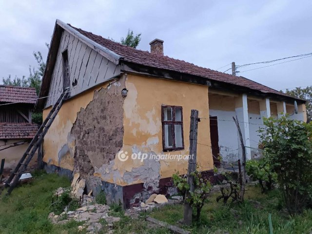 Eladó családi ház, Hajdúnánáson 9.9 M Ft, 2 szobás