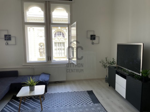 Kiadó téglalakás, albérlet, Budapesten, V. kerületben, 1 szobás