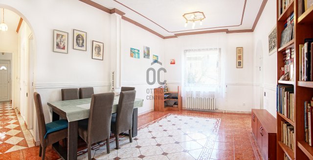 Eladó családi ház, Pilisvörösváron 86.9 M Ft, 8 szobás