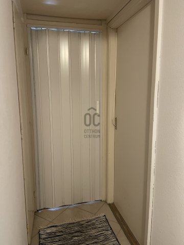 Eladó panellakás, Nyergesújfaluban 33.5 M Ft, 2 szobás