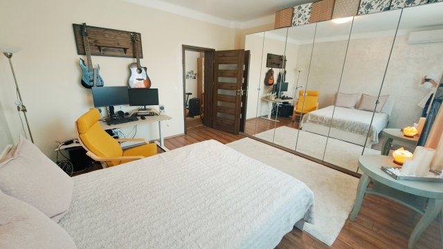 Eladó családi ház, Kőszárhegyen 63 M Ft, 2 szobás
