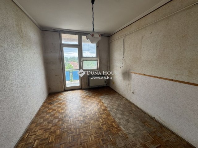 Eladó téglalakás, Békésen 14.5 M Ft, 2 szobás