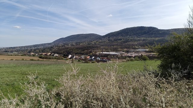 Eladó telek, Pilisborosjenőn, Kavics utcában 60 M Ft