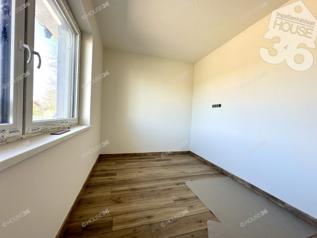 Eladó családi ház, Kecskeméten 61.9 M Ft, 4 szobás