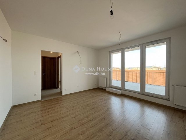 Eladó téglalakás, Budapesten, VIII. kerületben 72.99 M Ft
