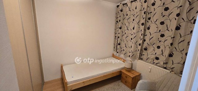 Kiadó panellakás, albérlet, Debrecenben 250 E Ft / hó
