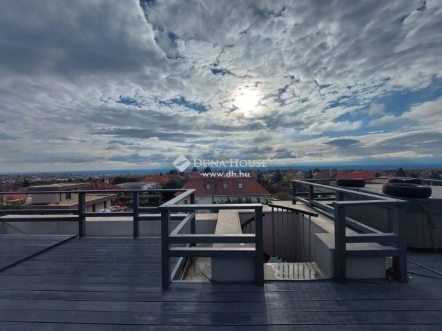 Eladó családi ház, Érden 219.9 M Ft, 5 szobás