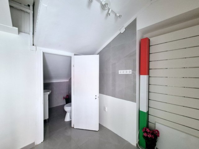 Eladó üzlethelyiség, Budapesten, V. kerületben 26.5 M Ft