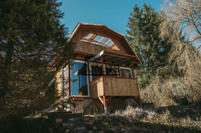Eladó nyaraló, Nagymaroson 33.5 M Ft, 3 szobás