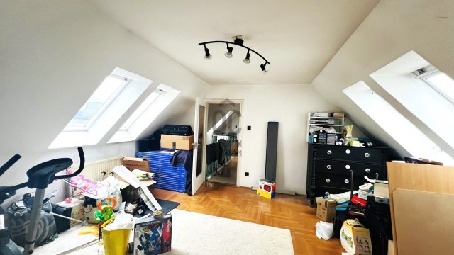 Eladó téglalakás, Budaörsön 118 M Ft, 5 szobás