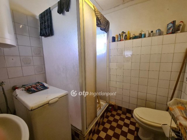 Eladó családi ház, Zsákán 7 M Ft, 2 szobás
