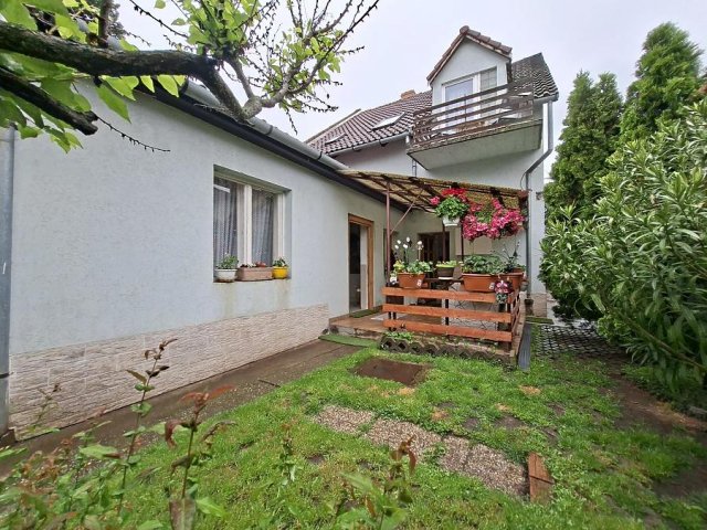 Eladó családi ház, Budapesten, XIX. kerületben 89 M Ft, 5 szobás