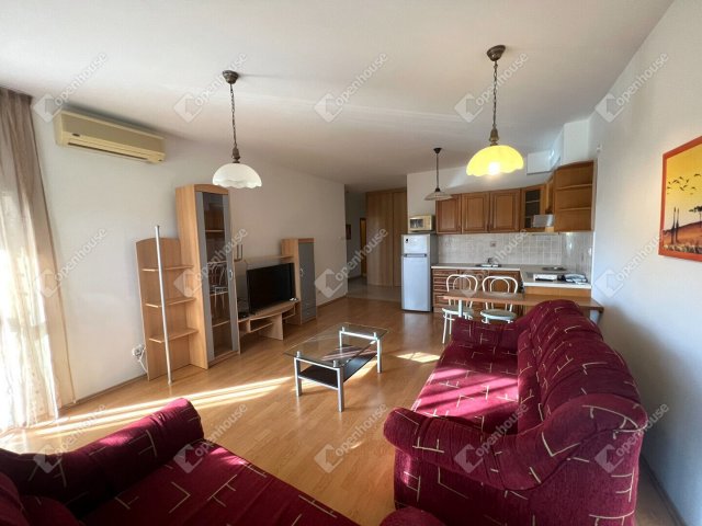 Kiadó téglalakás, albérlet, Győrött 250 E Ft / hó, 3 szobás