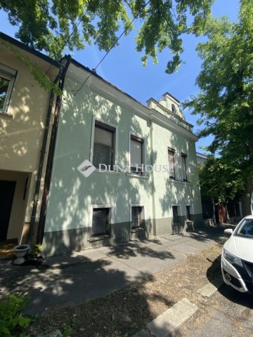 Eladó családi ház, Sopronban 90 M Ft, 3 szobás