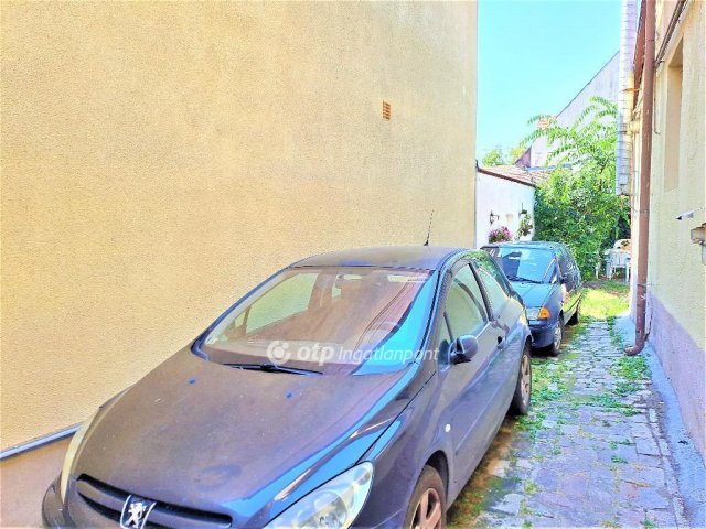 Eladó családi ház, Kecskeméten 68 M Ft, 4 szobás