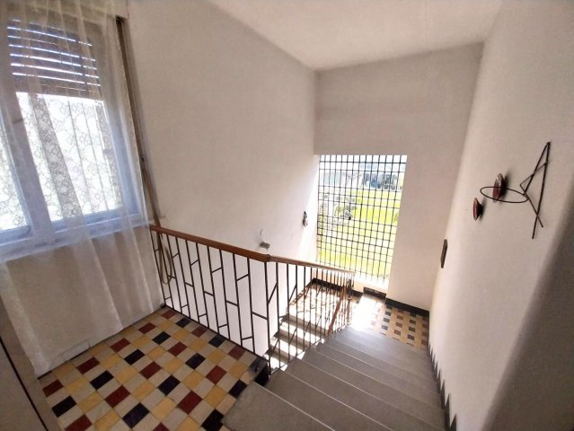 Eladó családi ház, Ácson 77 M Ft, 4 szobás