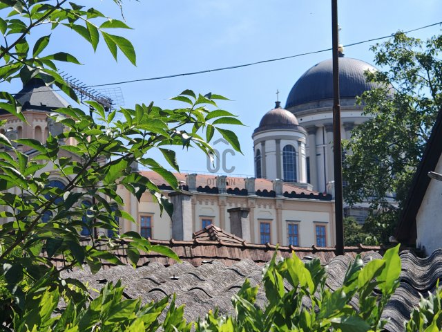 Eladó családi ház, Esztergomban 47.9 M Ft, 4 szobás