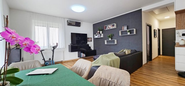 Eladó családi ház, Szombathelyen 85.9 M Ft, 4 szobás