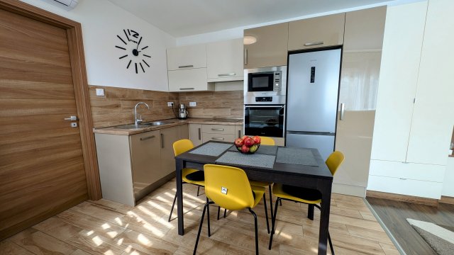 Eladó családi ház, Kecskeméten 52 M Ft, 2 szobás