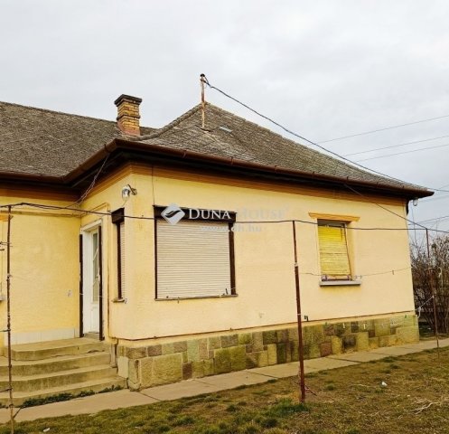Eladó családi ház, Tápiógyörgyén 25 M Ft, 3 szobás