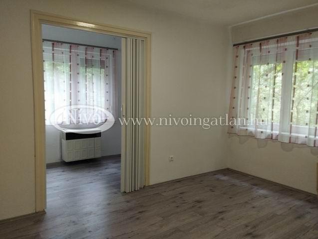 Kiadó téglalakás, albérlet, Veszprémben 160 E Ft / hó