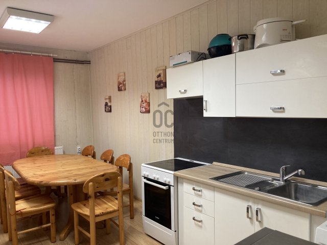 Kiadó ipari ingatlan, Polgáron 600 E Ft / hó