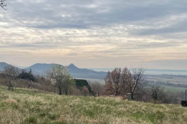 Eladó nyaraló, Hegymagason 59.9 M Ft, 2 szobás