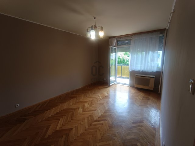 Eladó téglalakás, Debrecenben 49.9 M Ft, 1 szobás